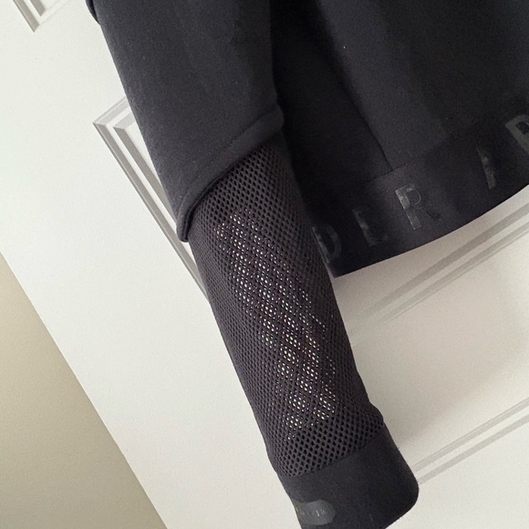 Under Armour Unstoppable Move Zip Cropped Hoodie - Black Large - Picture 7 of 15